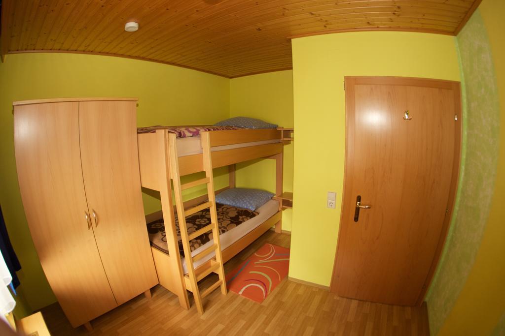 شقة Haus Stoeffler Reisach الغرفة الصورة